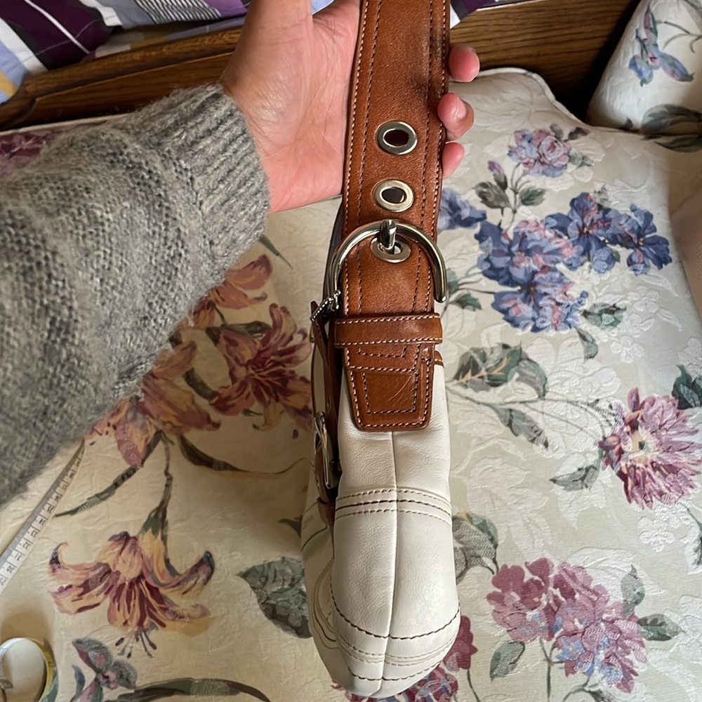 Coach leather shoulder bag - Picture 3 of 10